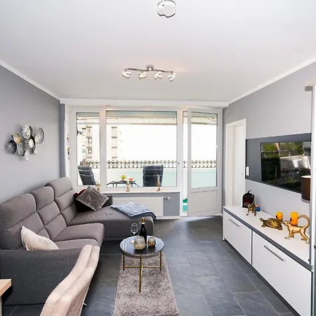 B-113 Elegantes Meerblick-apartment *