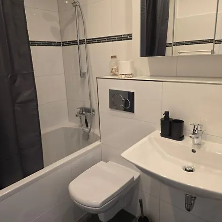 B-113 Elegantes Meerblick-apartment *
