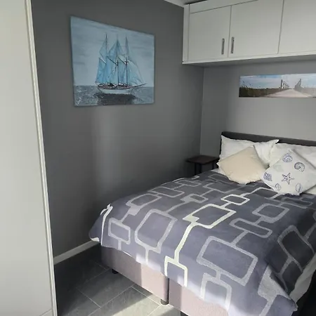 B-113 Elegantes Meerblick-apartment Апартаменты Зирксдорф